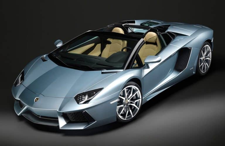 Lamborghini Aventador LP 700 4 Roadster front