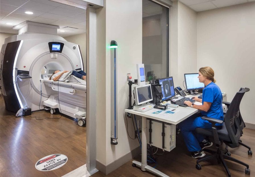 Hoefer Wysocki Completes Design of Saint Luke’s Multispecialty Clinic 3 SLBS 1492