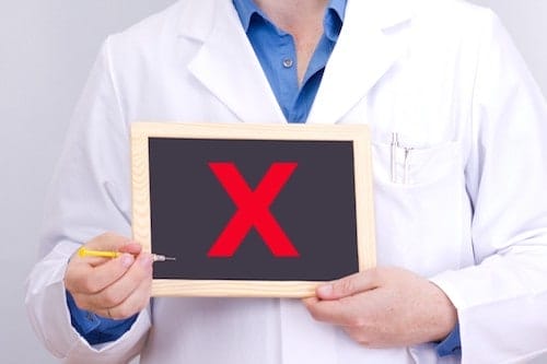 When Doctors Make Mistakes: What to Do If You Receive a Misdiagnosis 1 When Doctors Make Mistakes What to Do If You Receive a Misdiagnosis copy