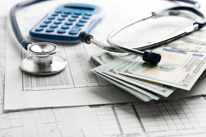 Ways to Make Paying Expensive Medical Bills Easier After an Accident 1 Depositphotos 103230324 l 2015 copy