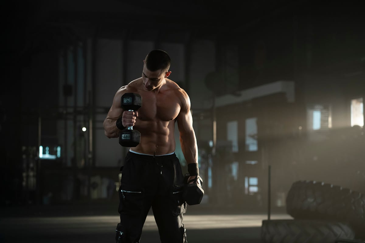 Andarine S4 SARM bodybuilder muscular lifting weights