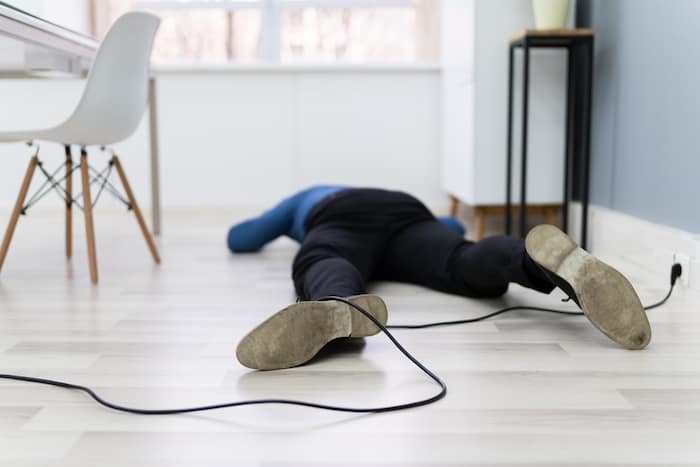 Difference Between Personal Injury And Workers Compensation Cases 1 AdobeStock 330249464 2