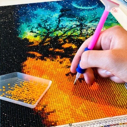 10 Reasons Behind The Insane Popularity Of Diamond Painting 1