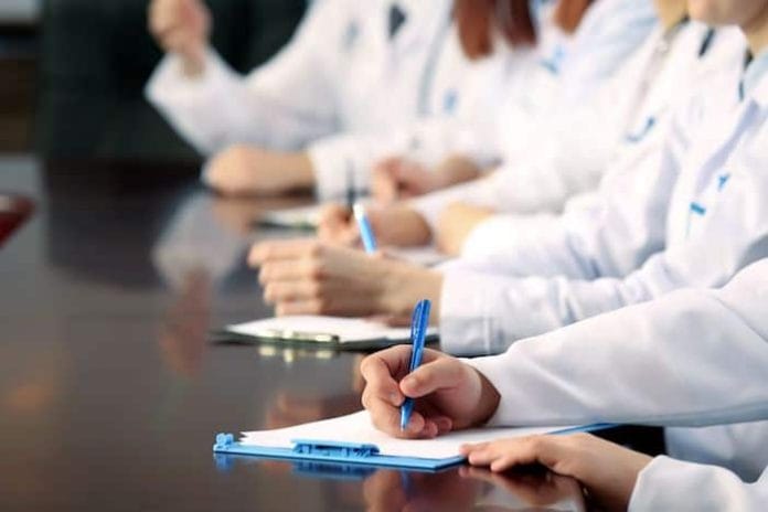 10 Additional Trainings You Can Take As A Healthcare Worker 1 AdobeStock 79521560 copy