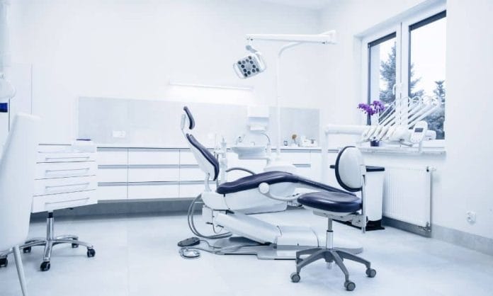 How Do You Properly Clean a Dentist Office?