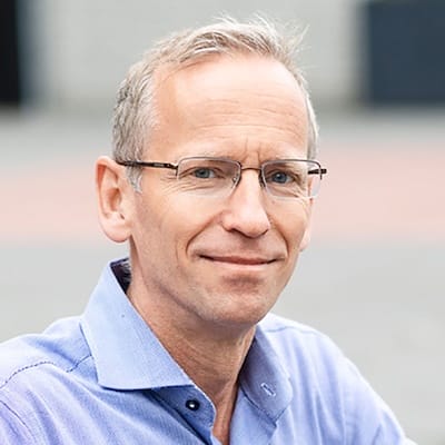 Dr. Maurits Geerlings